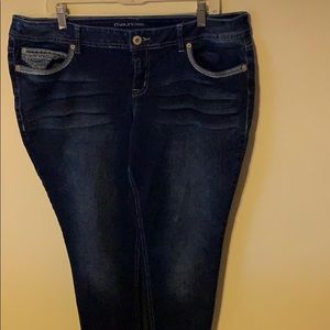 Maurices jeans